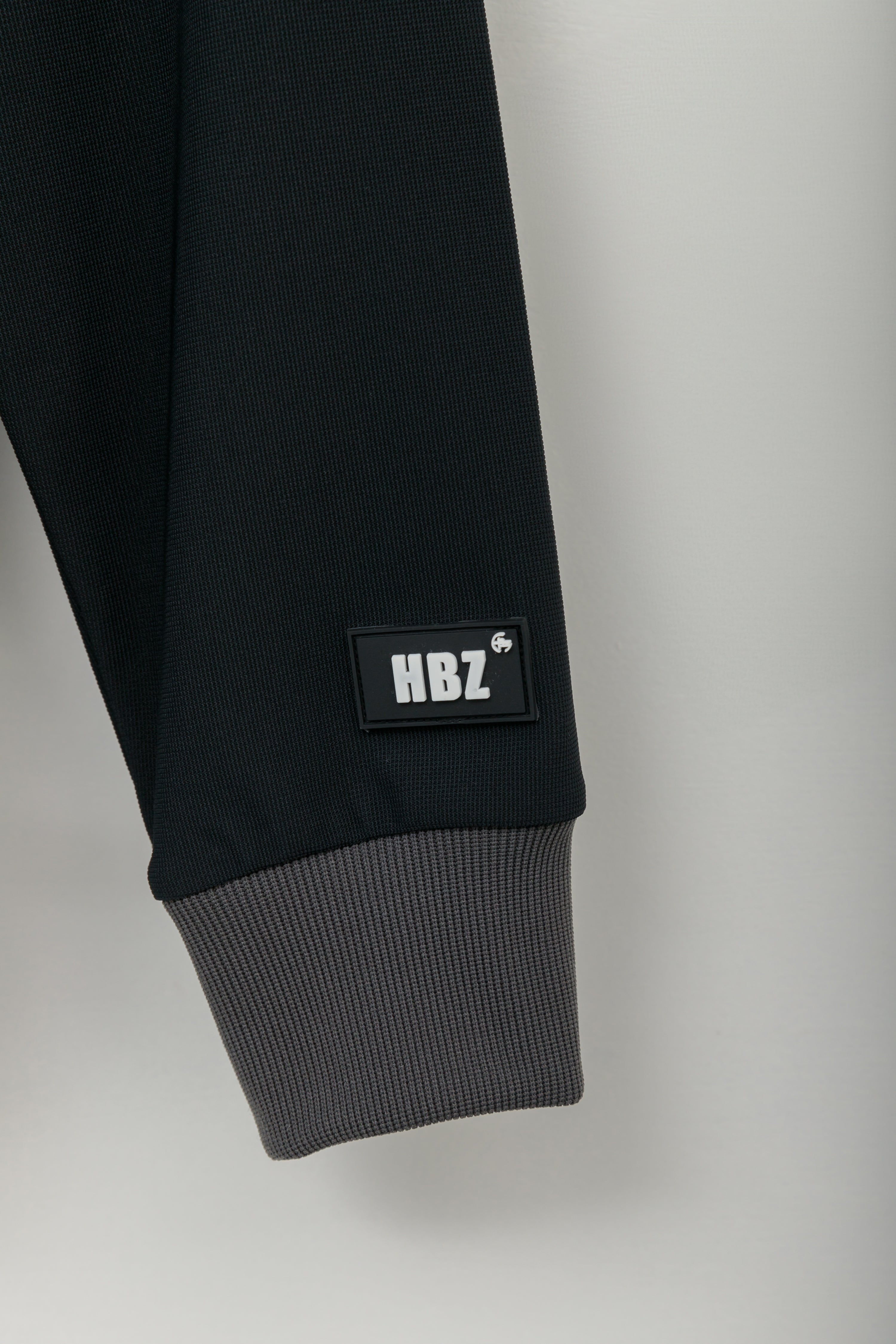 【50%OFF】フルダルパールモックネック HBDA-07-1