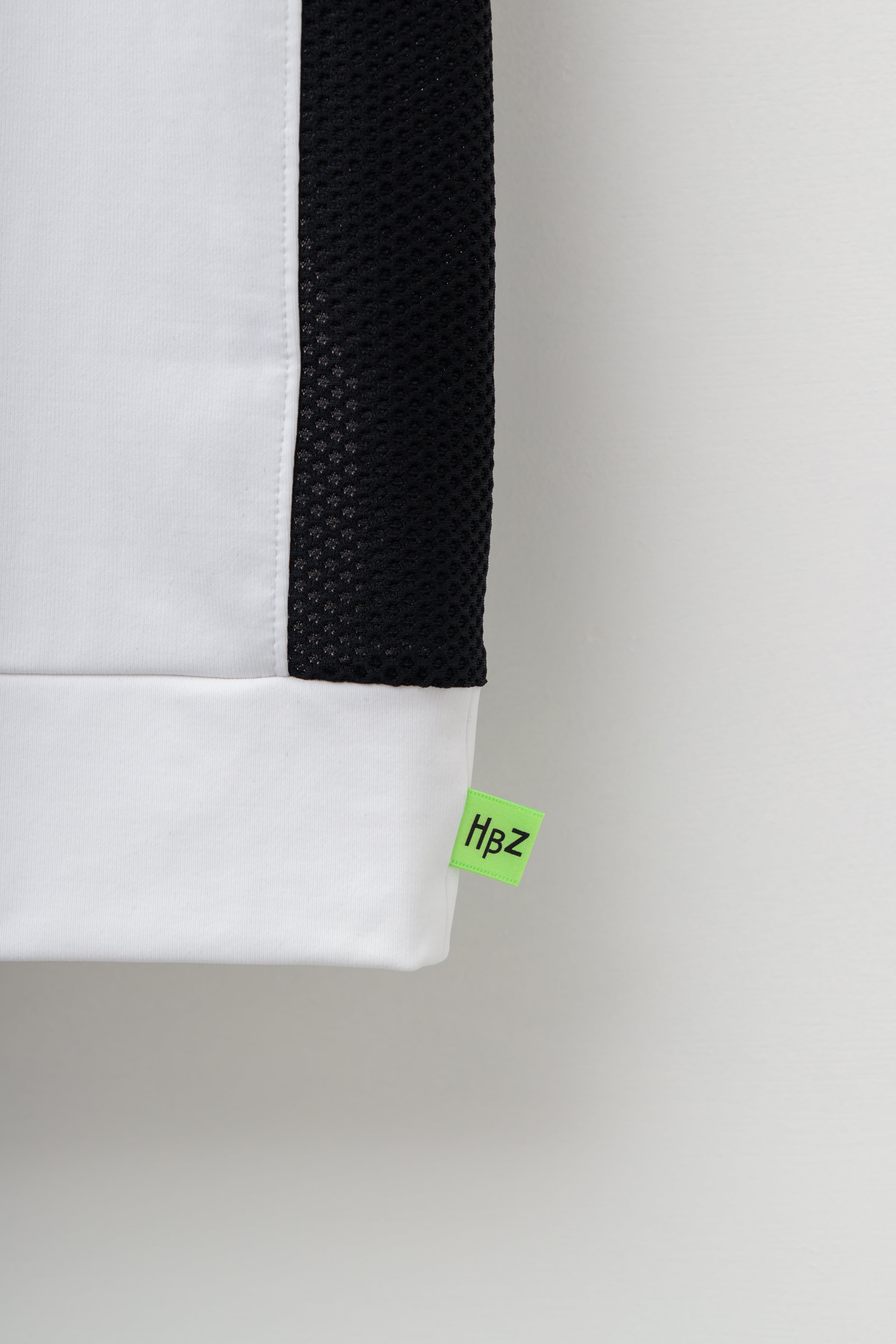 【50%OFF】バックカットプリントメッシュモック