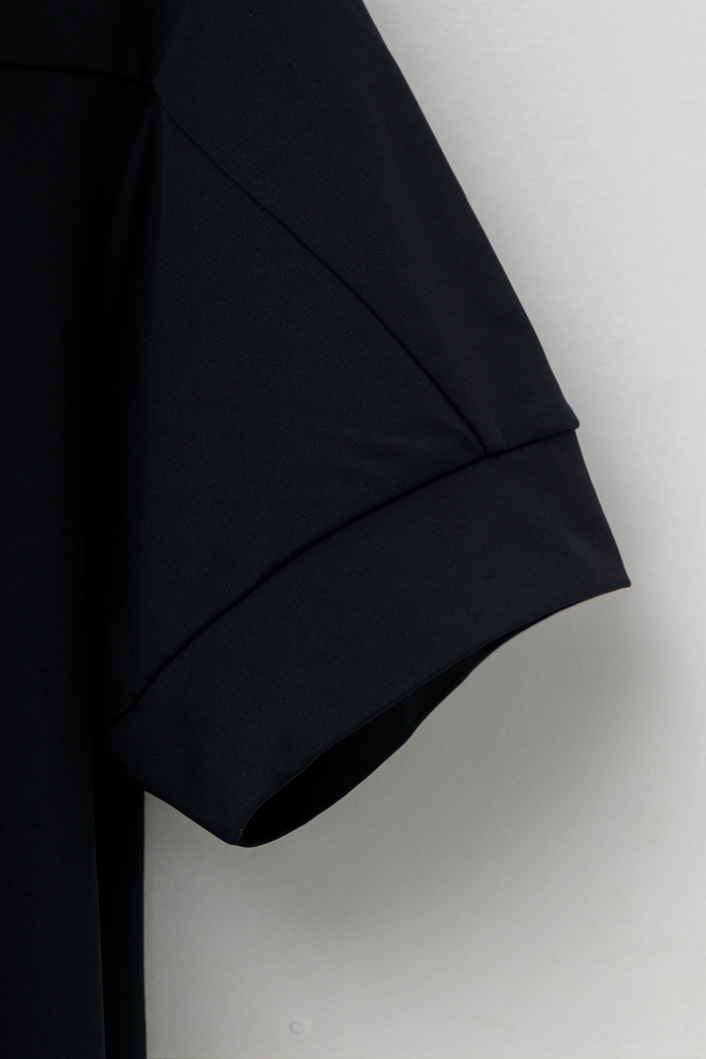 【50%OFF】リブ衿スラッシュバイカラーモック