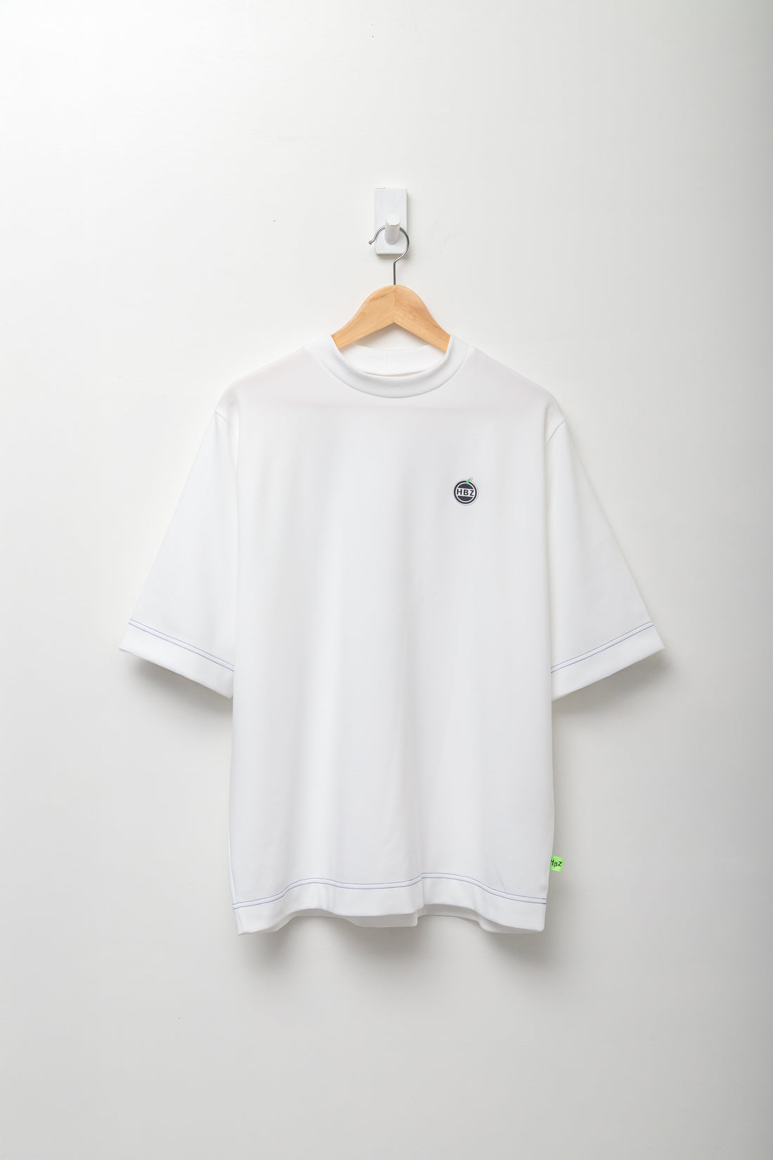 【30%OFF】バックロゴプリントモックネック HBES-08-1