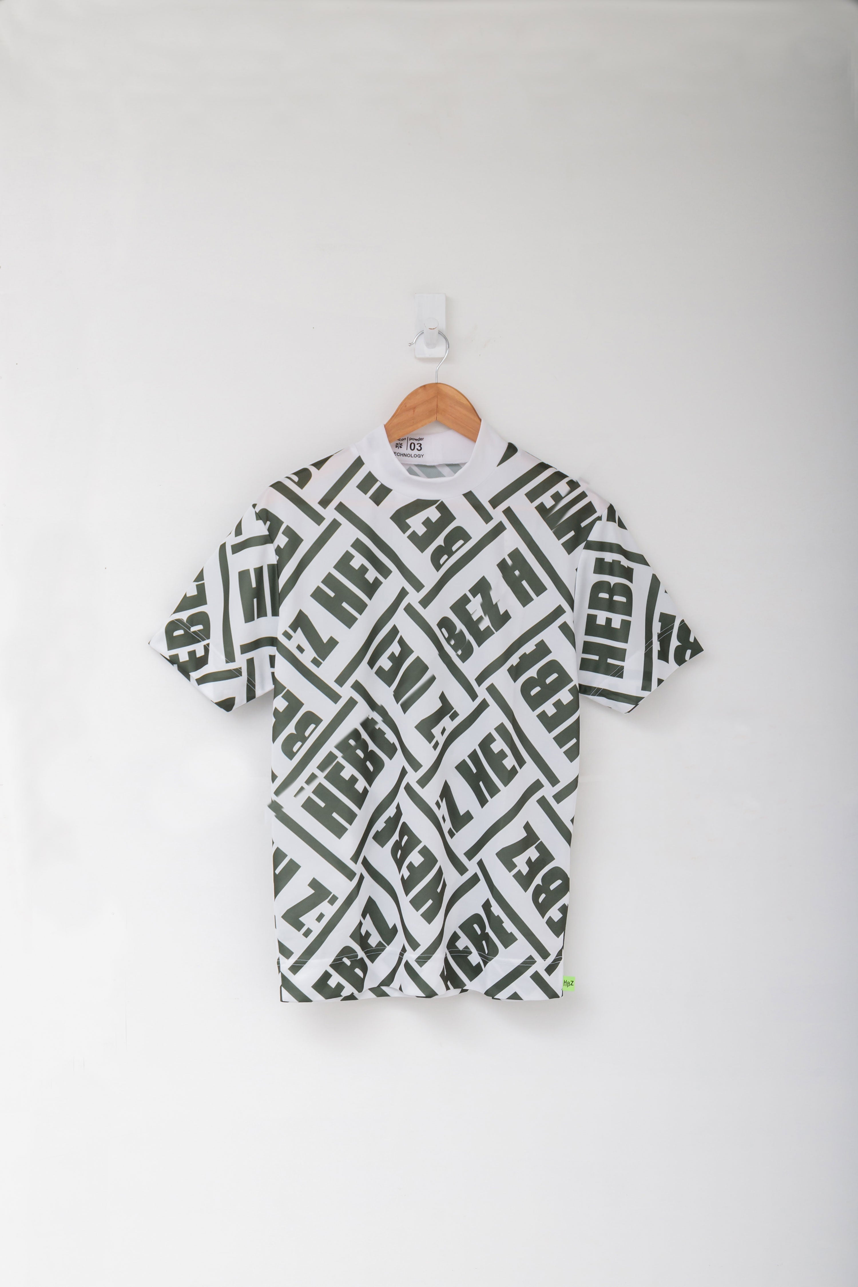 【50%OFF】HEBEZ WEAVING柄モックネック