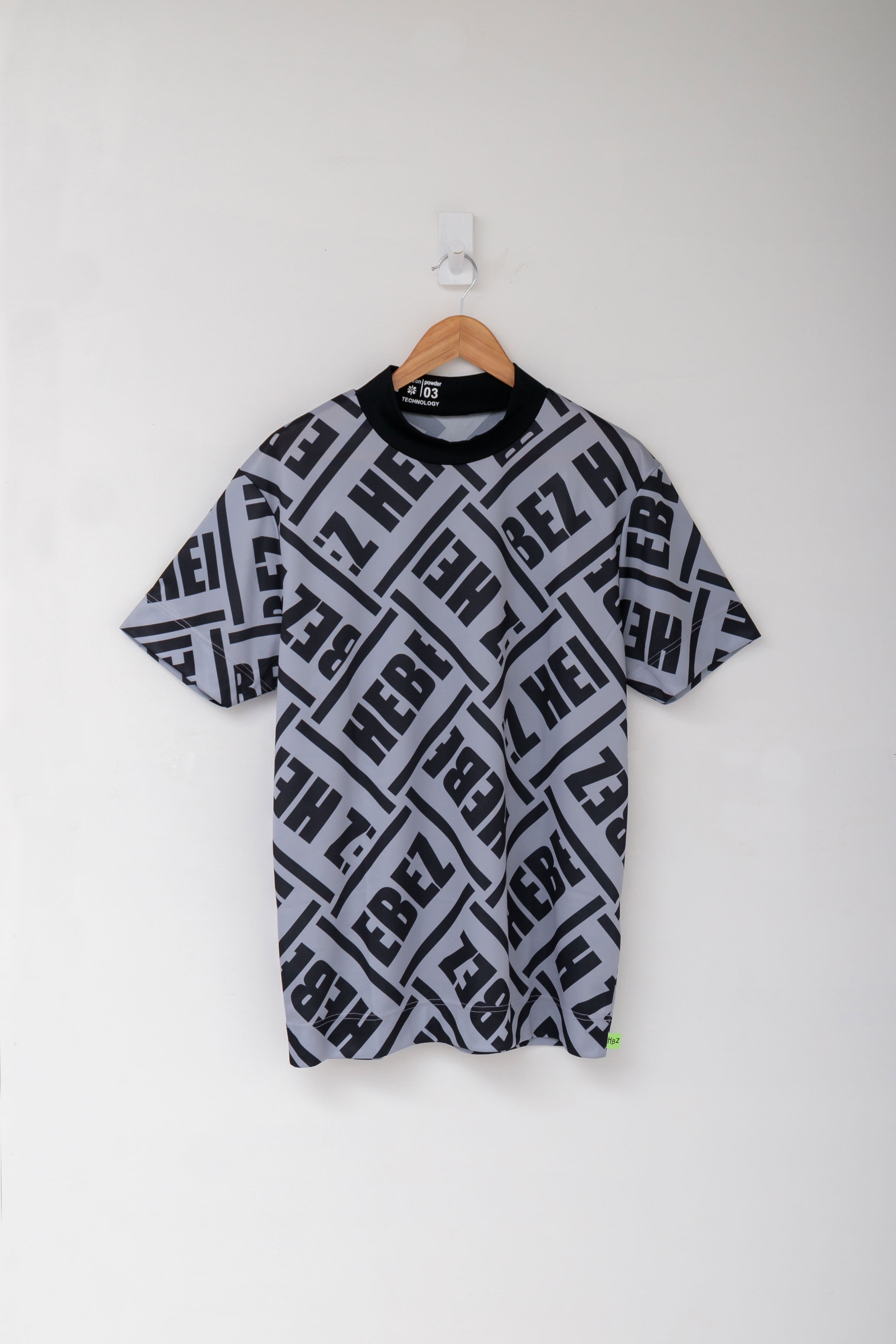 【50%OFF】HEBEZ WEAVING柄モックネック