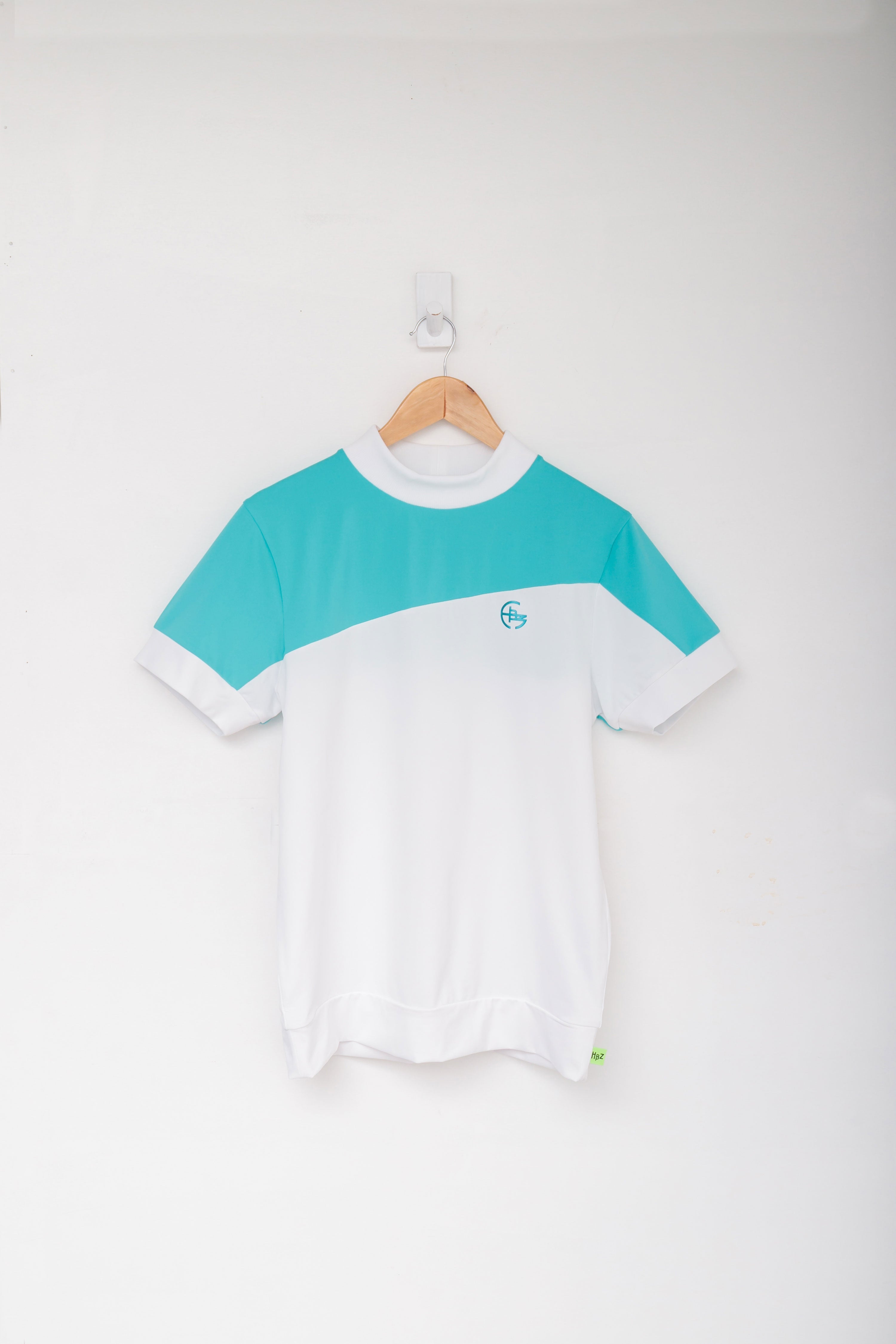 【50%OFF】リブ衿スラッシュバイカラーモック