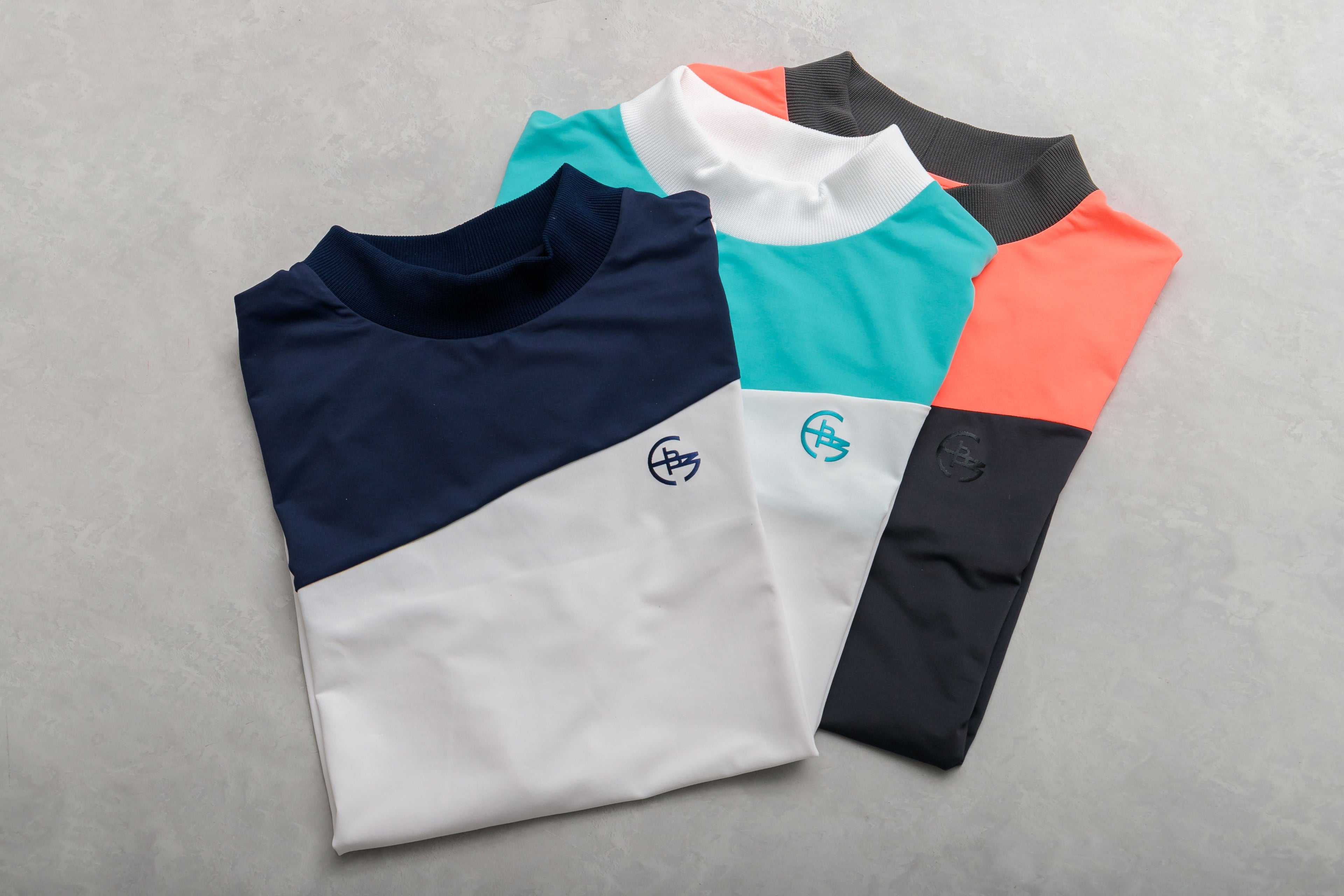 【50%OFF】リブ衿スラッシュバイカラーモック