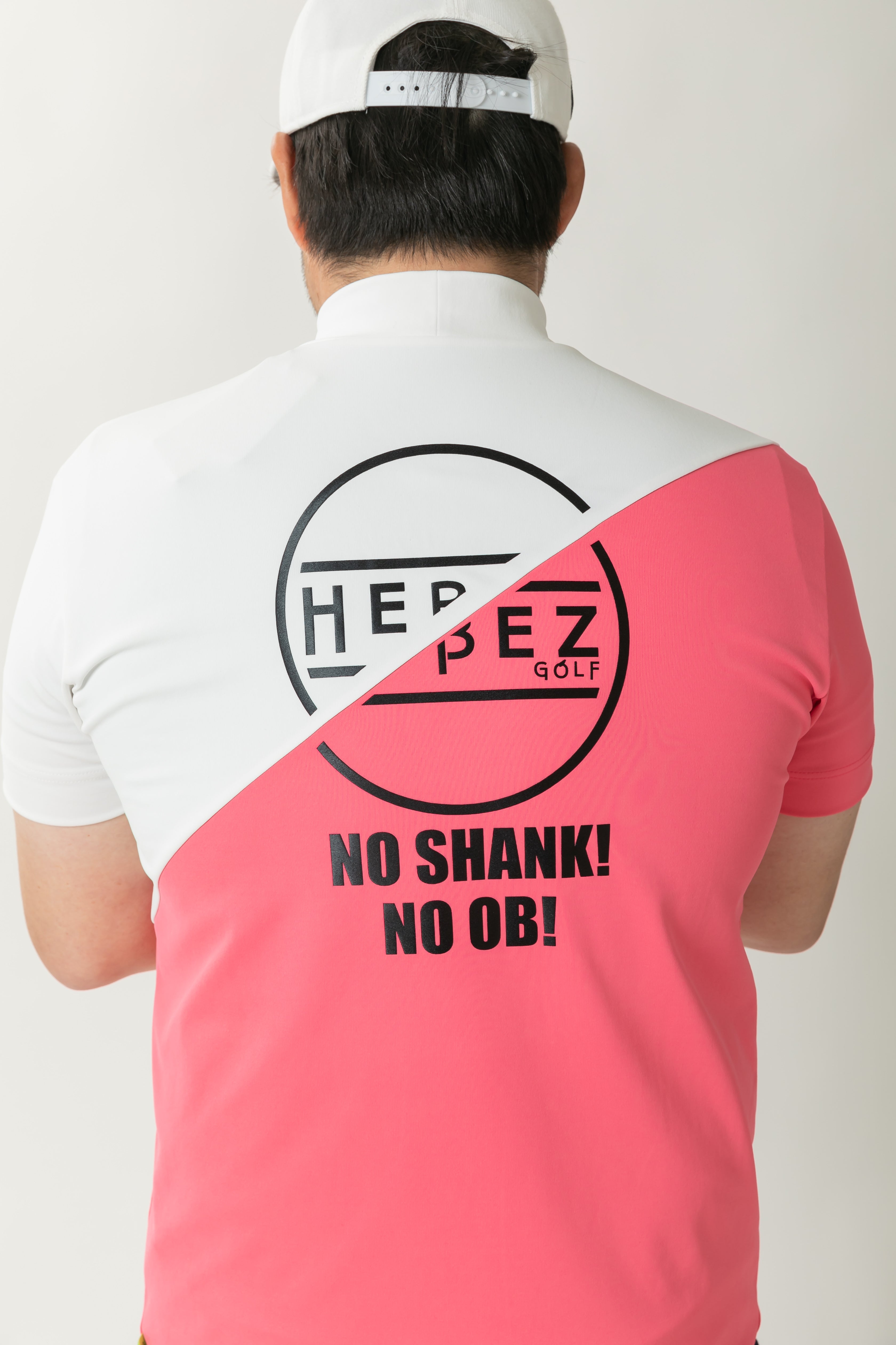 【50%OFF】スラッシュバイカラーモックネック