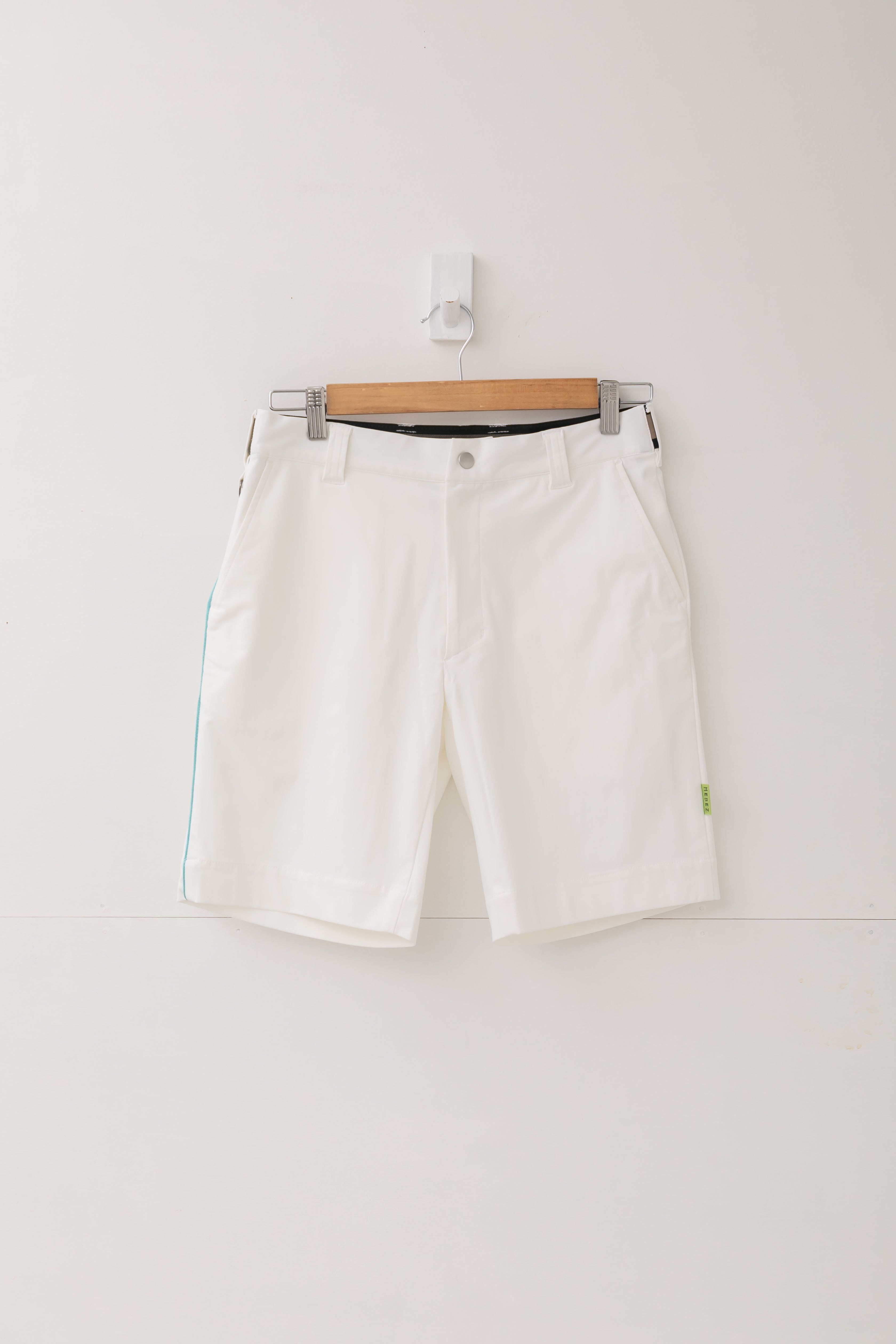 【50%OFF】ハイストレッチサイドラインショートパンツ