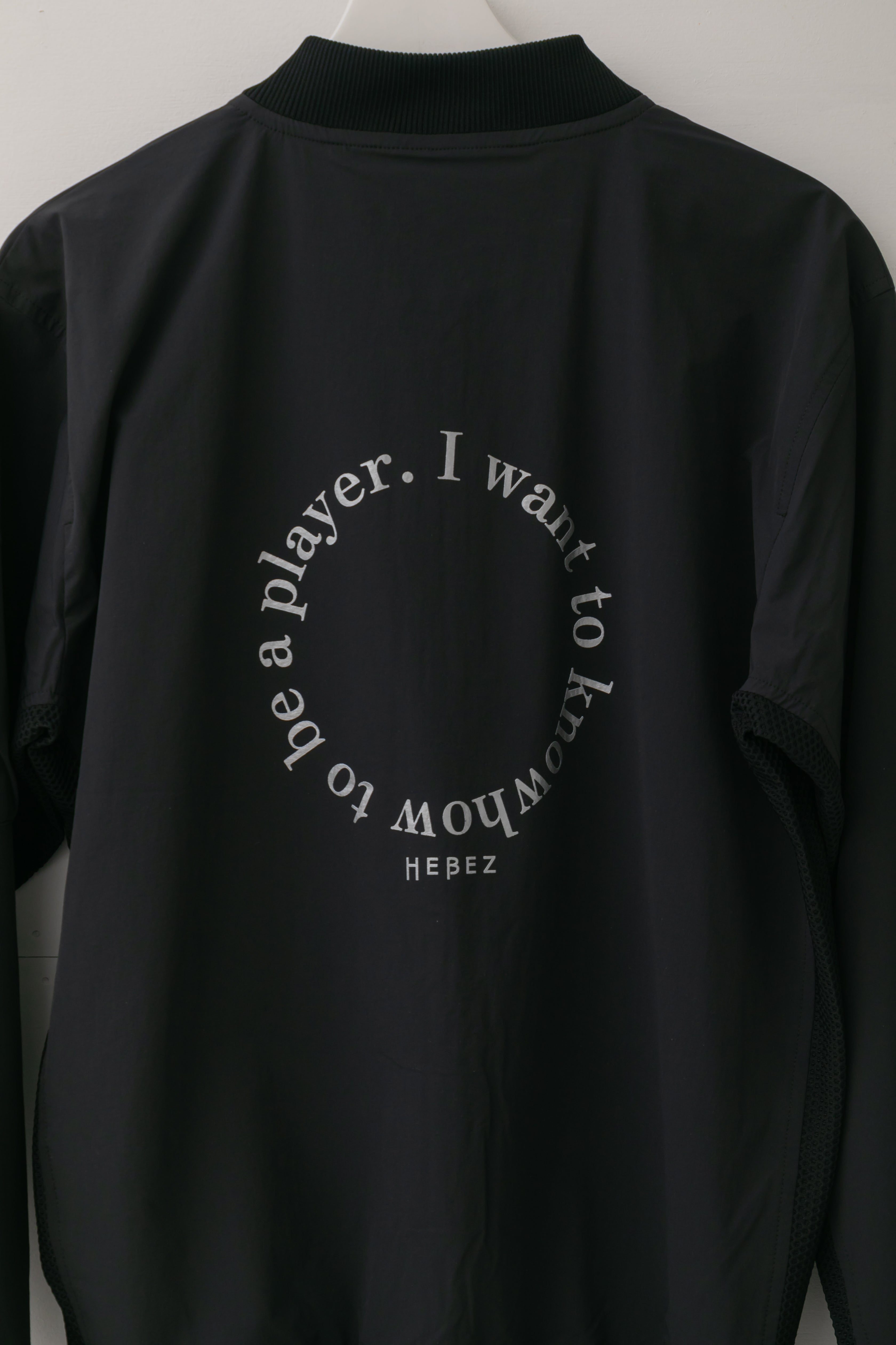 【50%OFF】メッシュ切り替えバックロゴブルゾン