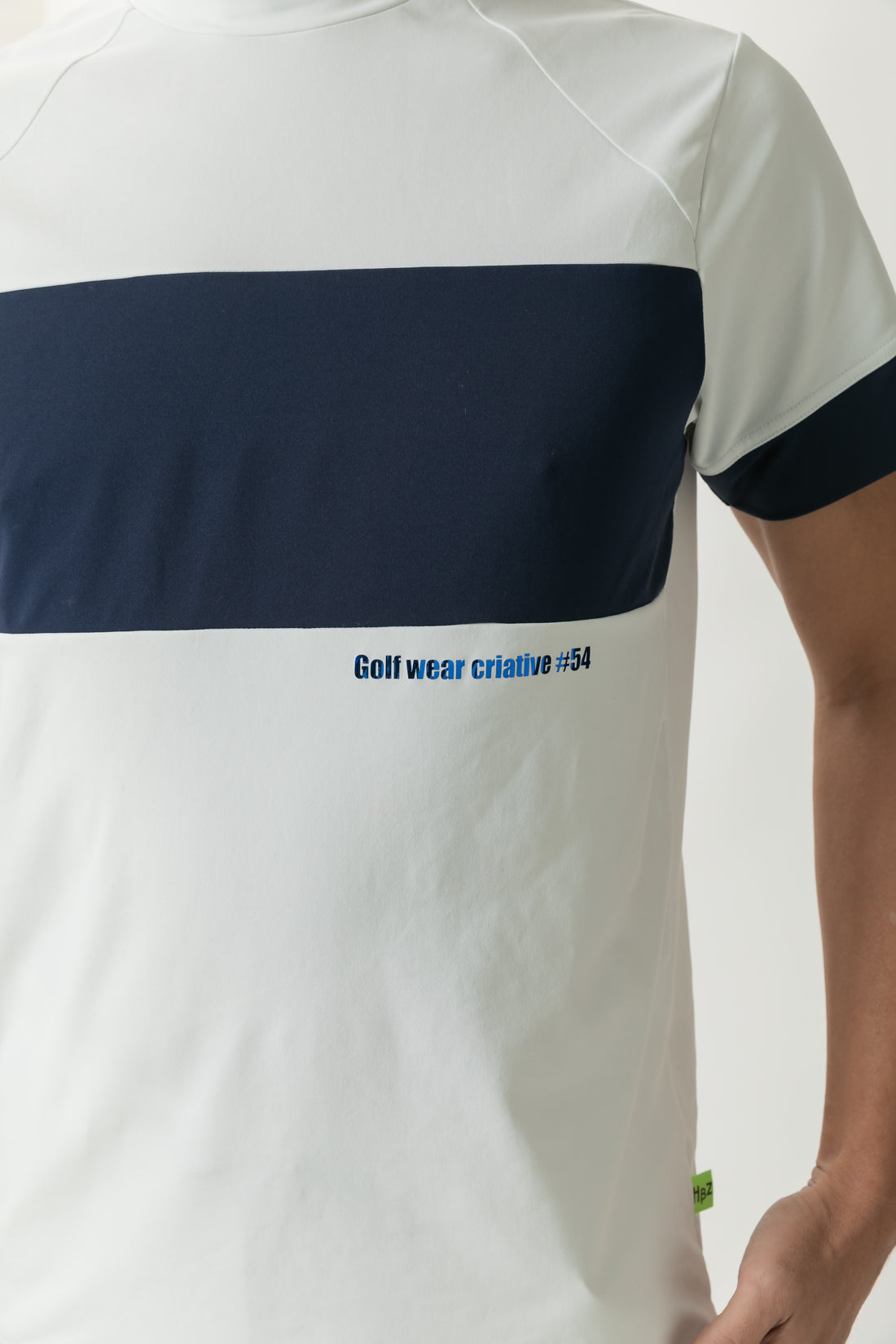 【50%OFF】ラインカラーメタプリントモックネック