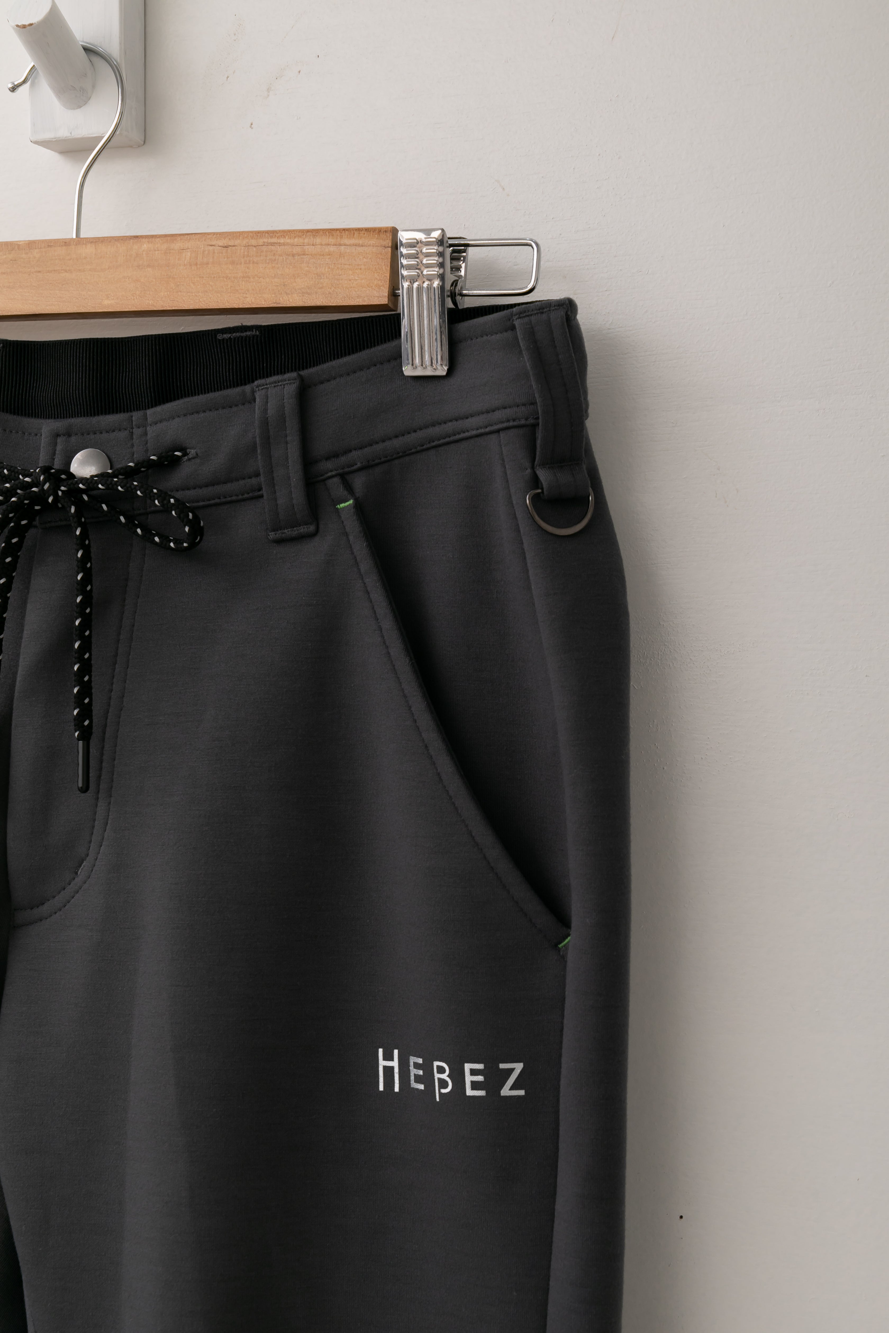 【50%OFF】ダンボール立体シルエットパンツ