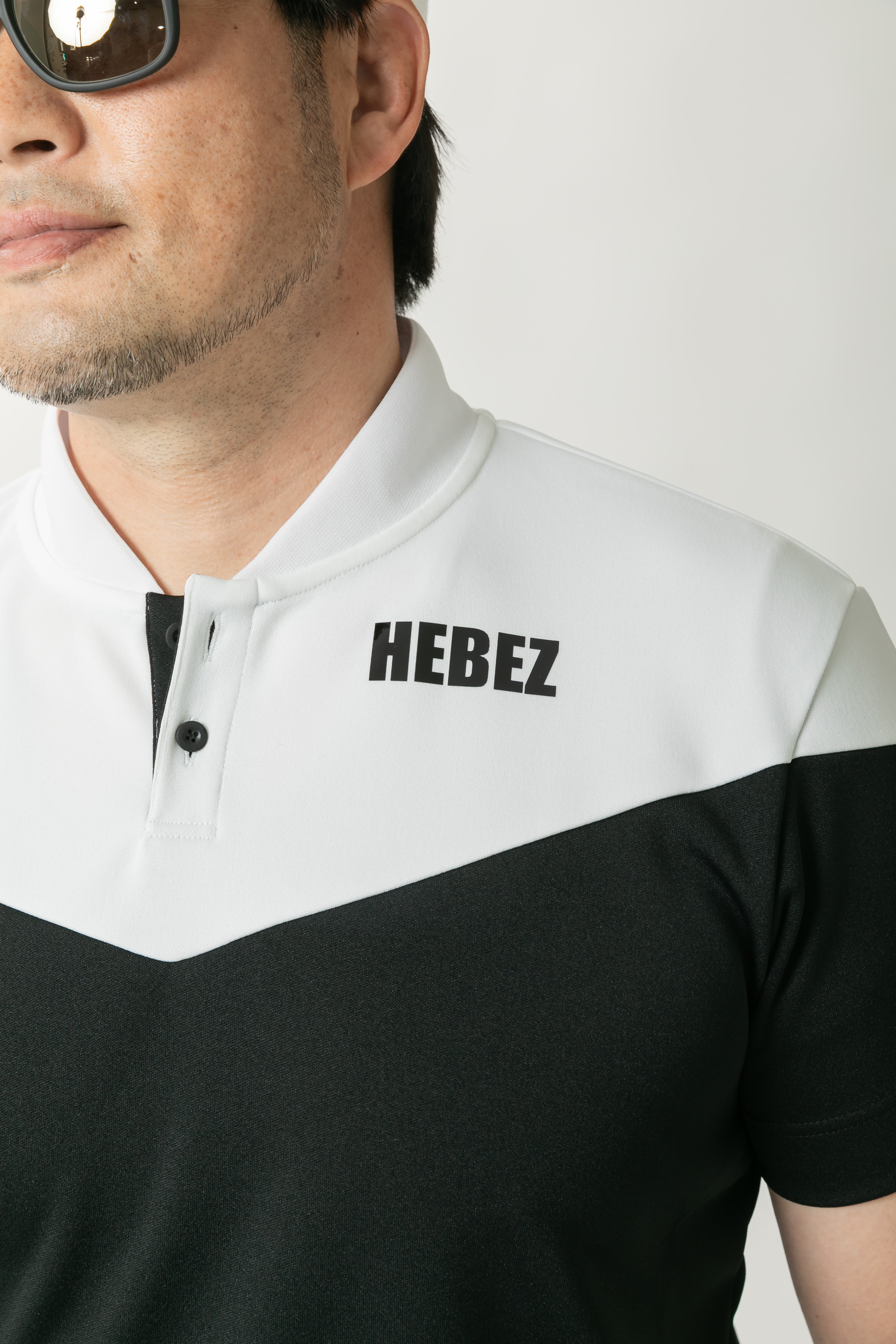 【50%OFF】メタプリントバイカラーラウンドネックポロ