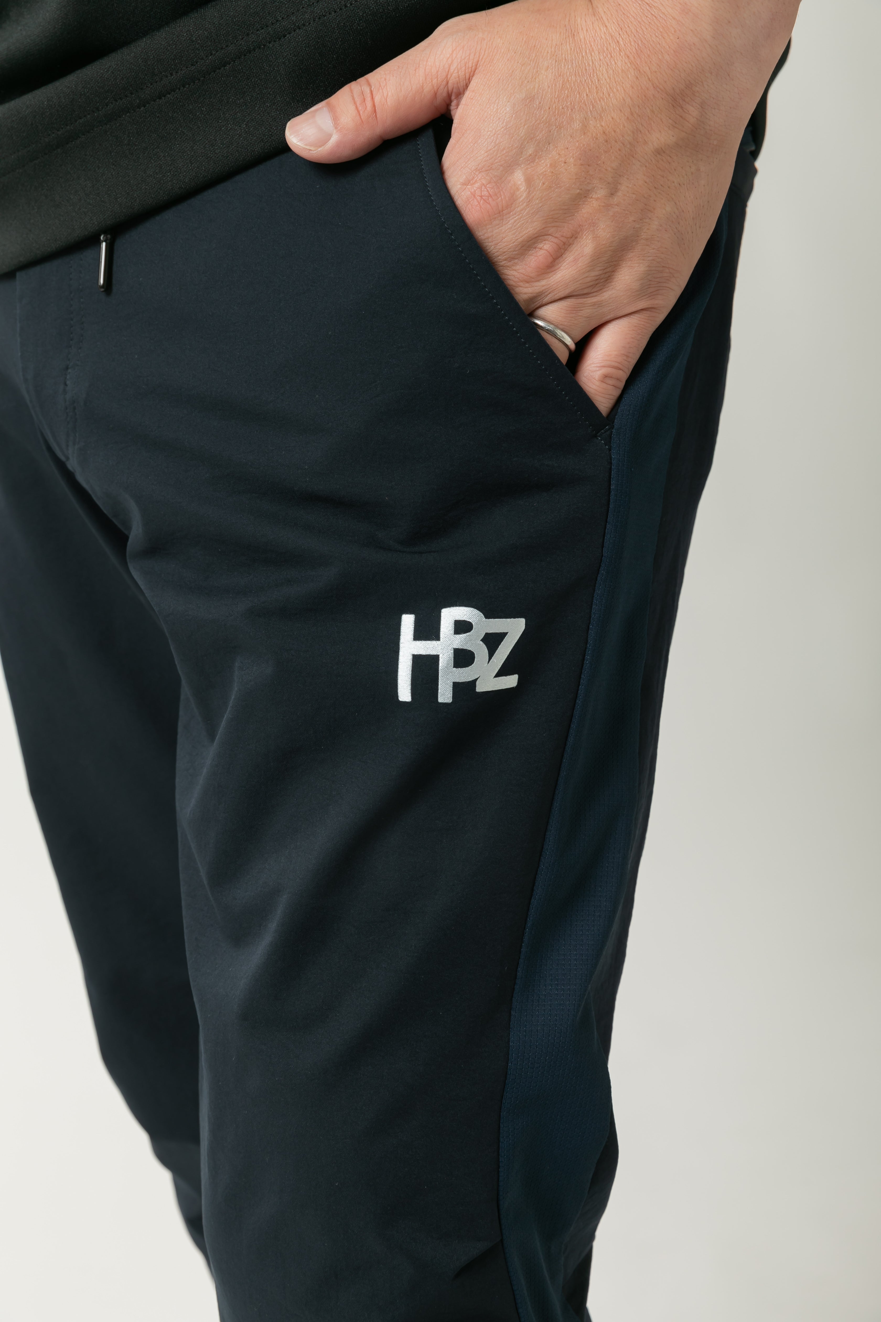 【50%OFF】サイドメッシュ ストレッチロングパンツ