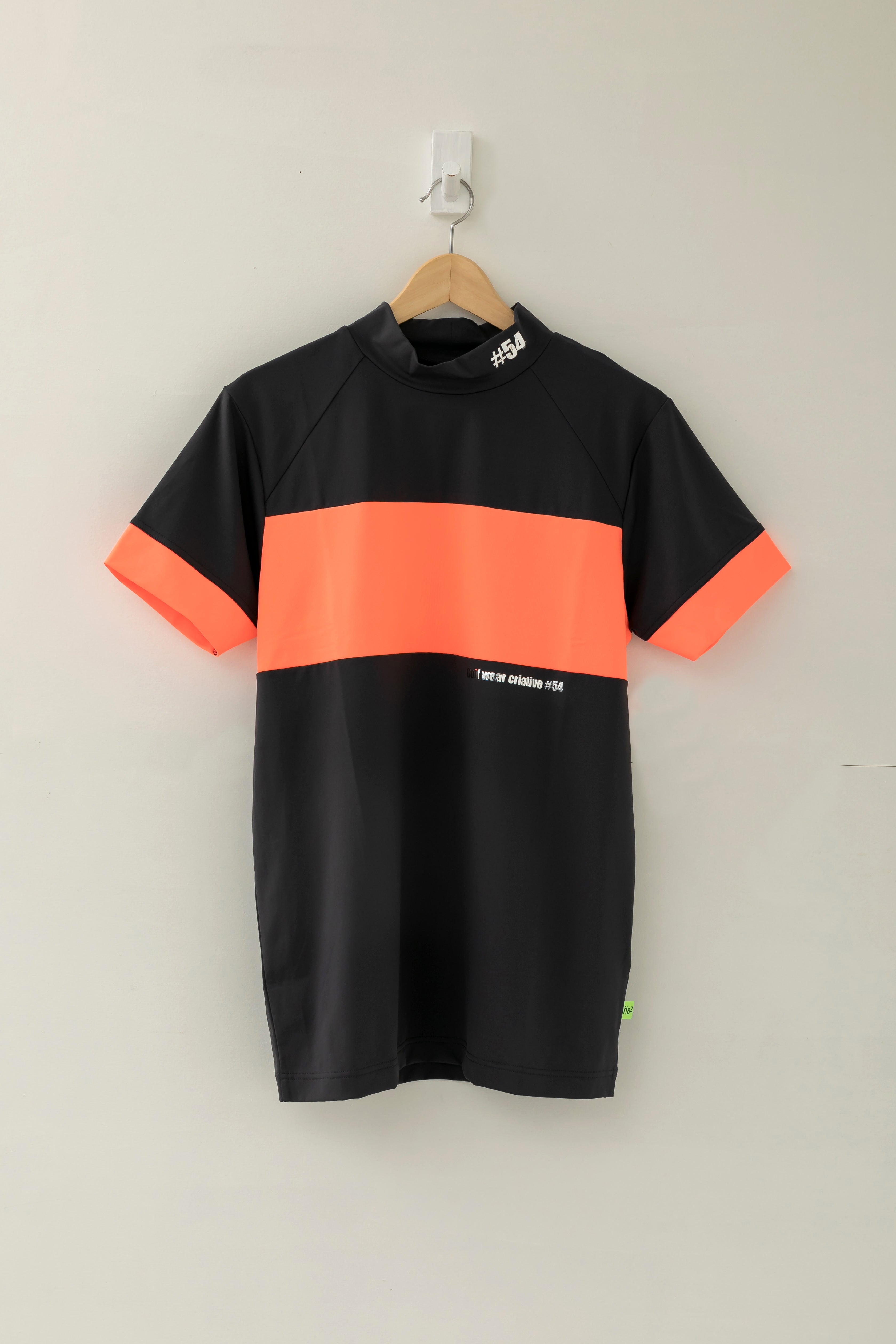 【50%OFF】ラインカラーメタプリントモックネック