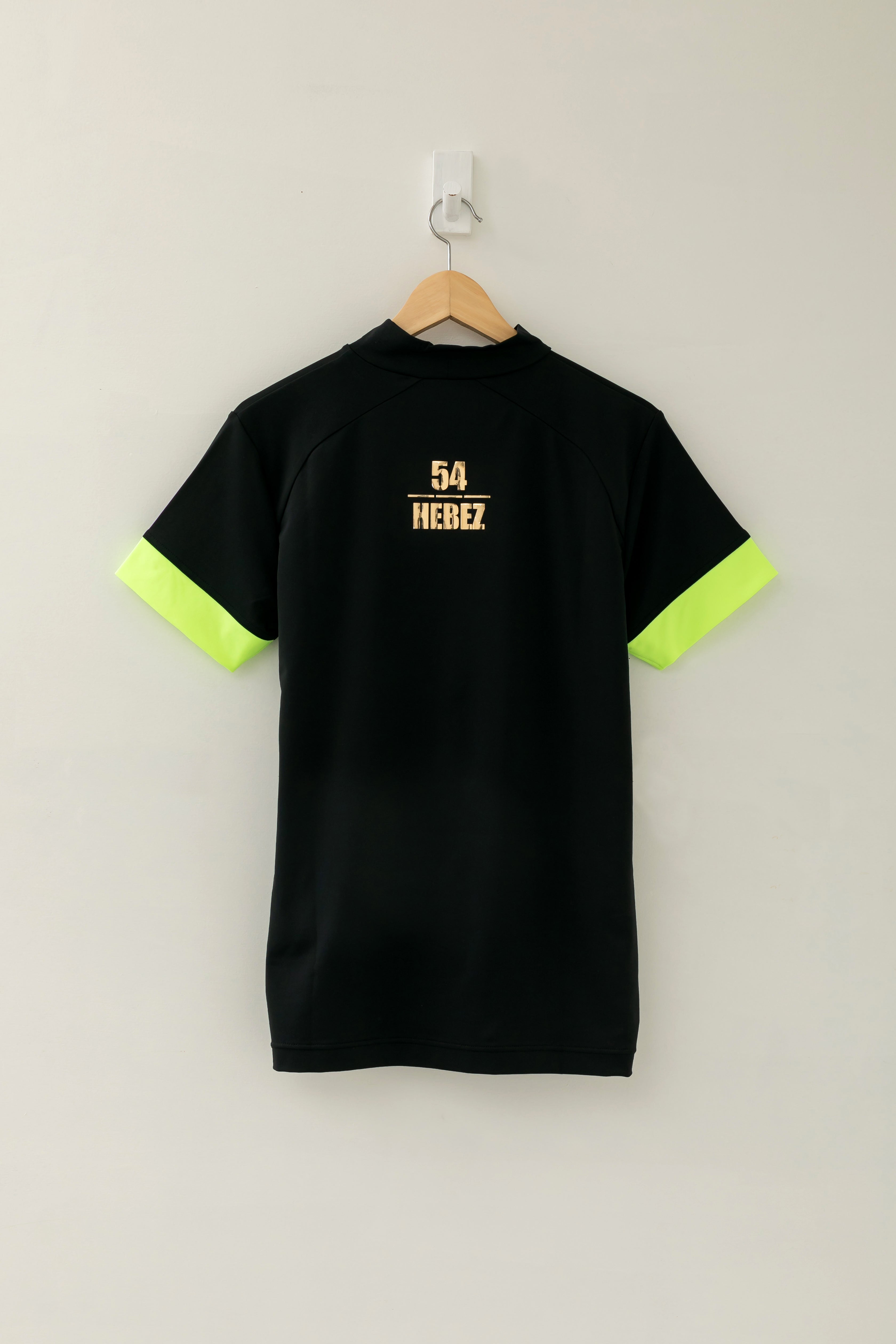 【50%OFF】ラインカラーメタプリントモックネック